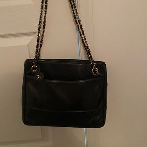 Meet your Posher, Lorraine